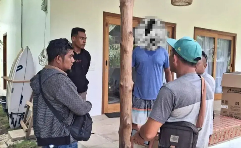 WNA Asal Brazil Beli Ganja Disamarkan dalam Paket Kurma, Dikirim via Kapal Mentawai Fast