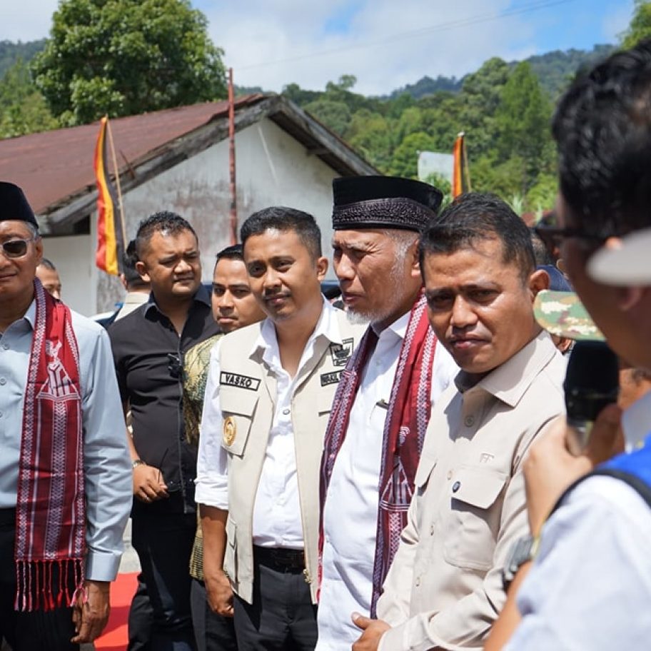 Wagub Sumbar Tancap Gas Proyek Infrastruktur, Warga Sambut Antusias