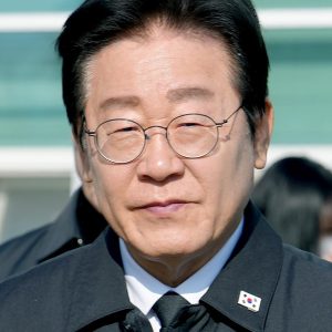 Dari Buruh Pabrik ke Istana Biru: Kisah Lee Jae-myung, Presiden Baru Korea Selatan yang Kontroversial