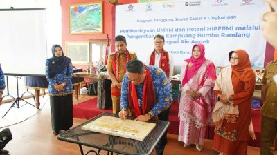 Aia Angek Ditetapkan Jadi Kampung Bumbu Randang Minangkabau