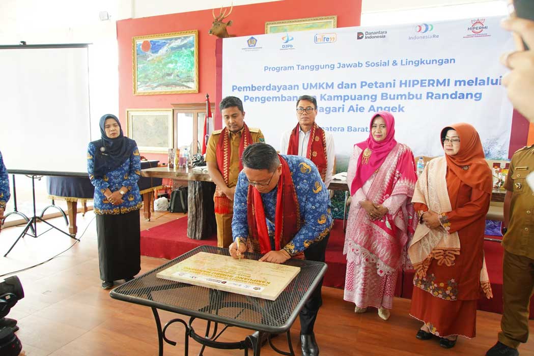 Aia Angek Ditetapkan Jadi Kampung Bumbu Randang Minangkabau