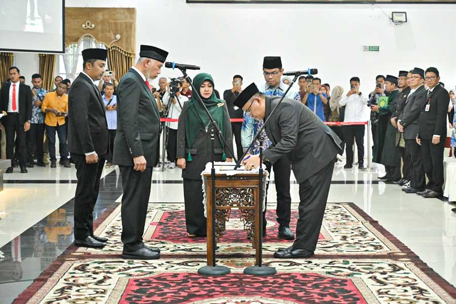 Arry Yuswandi Resmi Jabat Sekda Sumbar