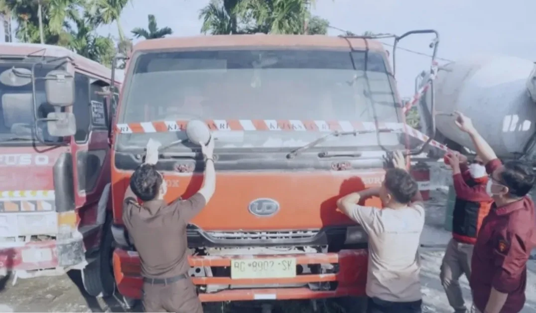 Dump Truk Disita Kejati Terkait Korupsi Perumda PSM Rp2,7 Miliar