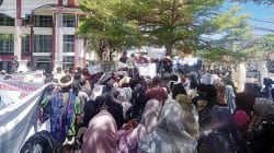 Gelombang Protes Nelayan Air Haji Barat Novermal Didesak Mundur di DPRD Pesisir Selatan