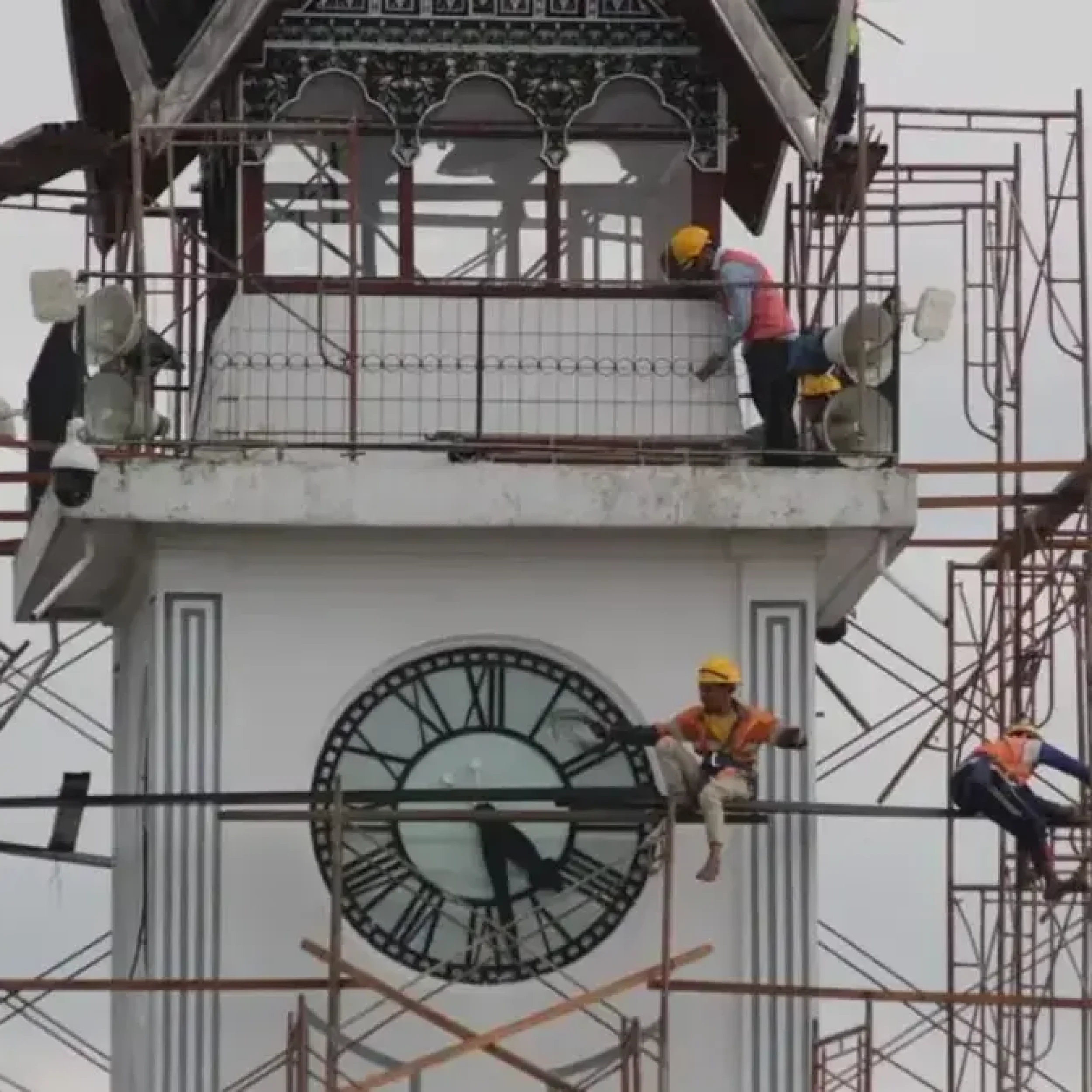 Jam Gadang Seabad Bukittinggi Undang Keturunan Ratu Wilhelmina