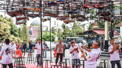 Perayaan Hari Bhayangkara ke-79: Polres Pasaman Barat Gelar Lomba Burung Berkicau Spektakuler