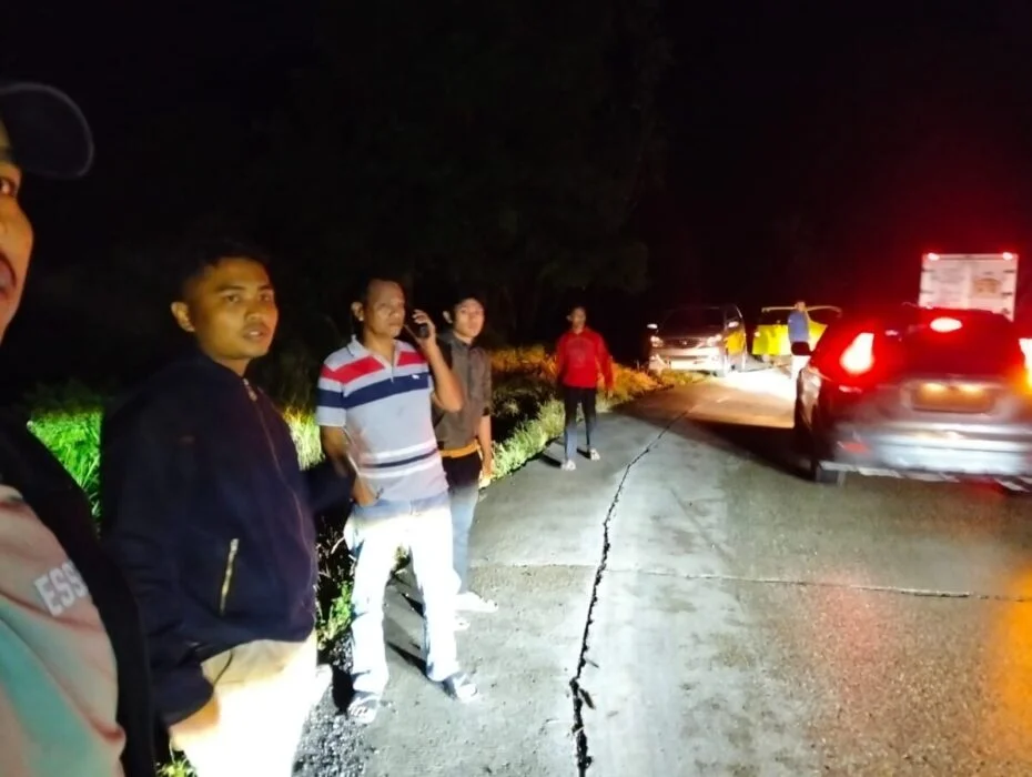 Minibus Masuk Jurang di Sitinjau Lauik Dua Korban Dievakuasi