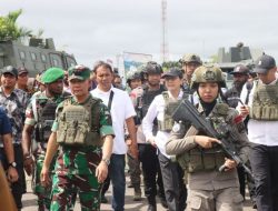 Nduga Disambangi Dua Menteri, Polwan Damai Cartenz Sukses Amankan Kunjungan VVIP