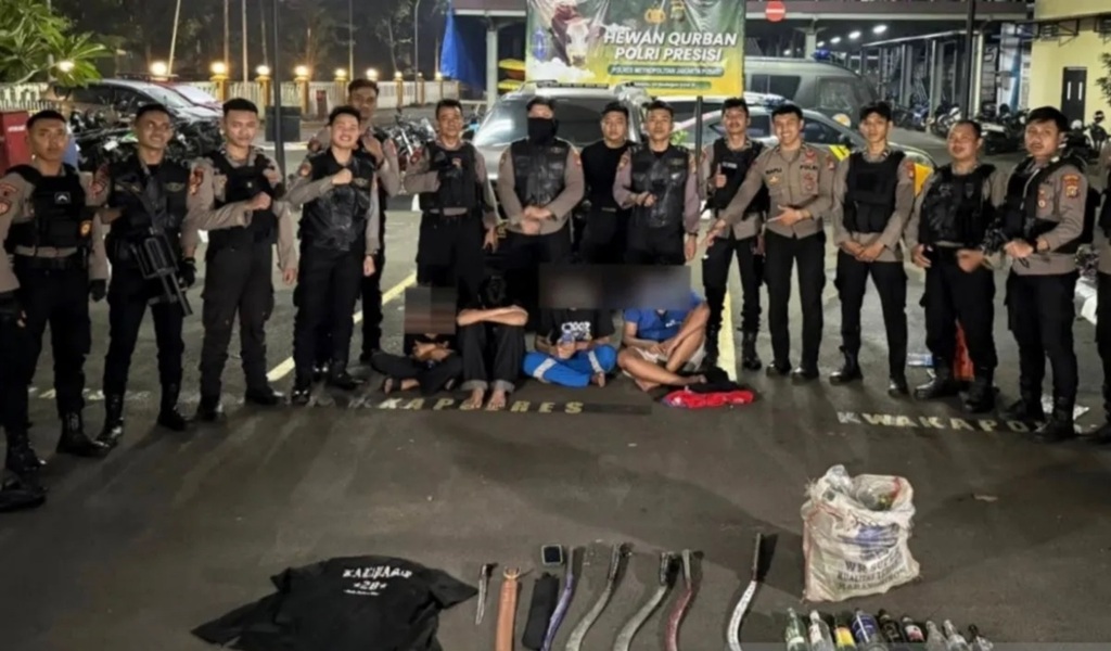Remaja Bersenjata Tajam Diciduk Polisi di Menteng, Diduga Hendak Tawuran