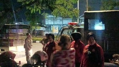 Remaja Nongkrong Larut Malam Diamankan Satpol PP Padang