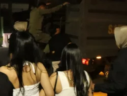 Satpol PP Padang Razia Muda-Mudi di Tempat Remang-remang, Temukan Alkohol dan Aktivitas Mencurigakan