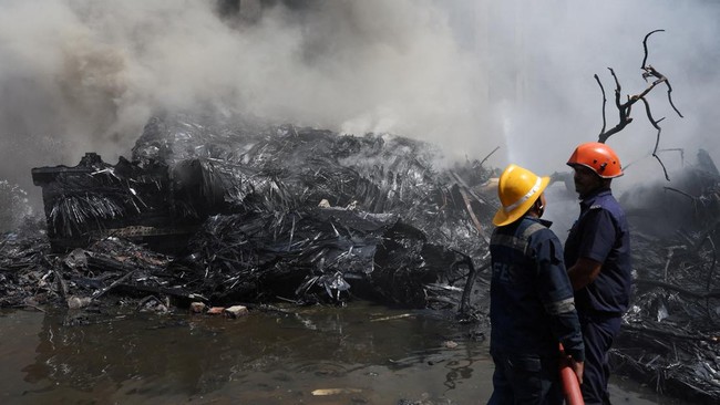 Tragedi Udara Ahmedabad, Air India Jatuh, Ratusan Jiwa Melayang Tragedi Udara Ahmedabad, Air India Jatuh, Ratusan Jiwa Melayang