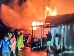 Api Mengamuk di Padang, Rumah dan Toko Pancingan Ludes Terbakar