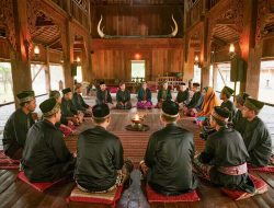 “Kato Putuih di Limbago, Kato Lalu di Mufakat”: Filosofi Musyawarah Mufakat Minangkabau