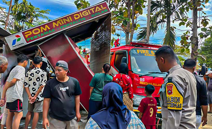 Kecelakaan Maut Mobil Damkar di Kota Solok, Satu Korban Jiwa dan Belasan Luka-Luka