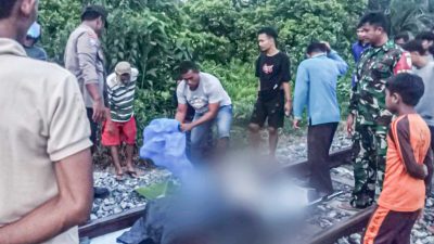 Kecelakaan Maut di Padang Pariaman, IRT Tewas Tertabrak Kereta Api Saat Selamatkan Motor Mogok