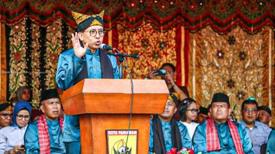 Menteri Kebudayaan Dorong Tabuik Pariaman Jadi Warisan Dunia UNESCO