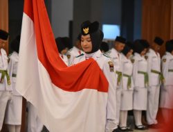 54 Anggota Paskibraka Kota Padang Dikukuhkan, Siap Bertugas di HUT ke-80 RI