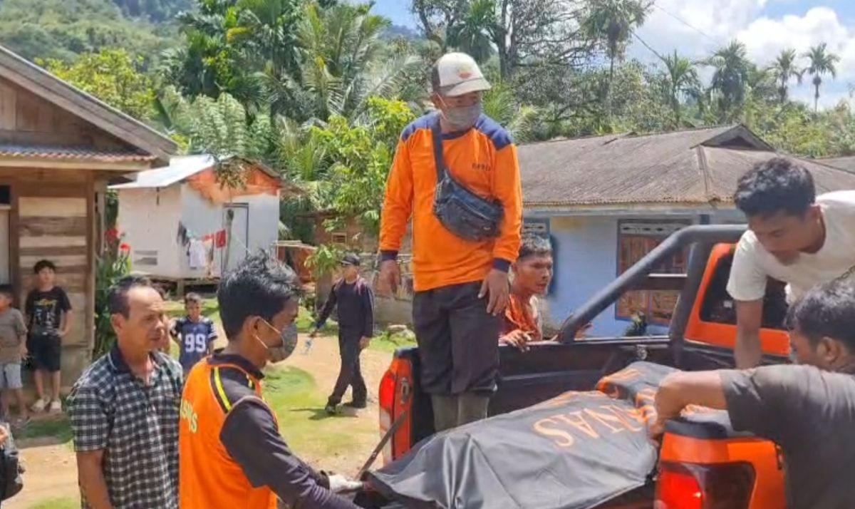Jenazah Korban Air Bah Sungai Pasaman Ditemukan, Satu Orang Masih Hilang