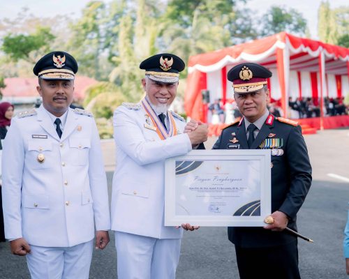 Kapolda Sumbar Raih Penghargaan Pelayanan Samsat di HUT ke-80 RI