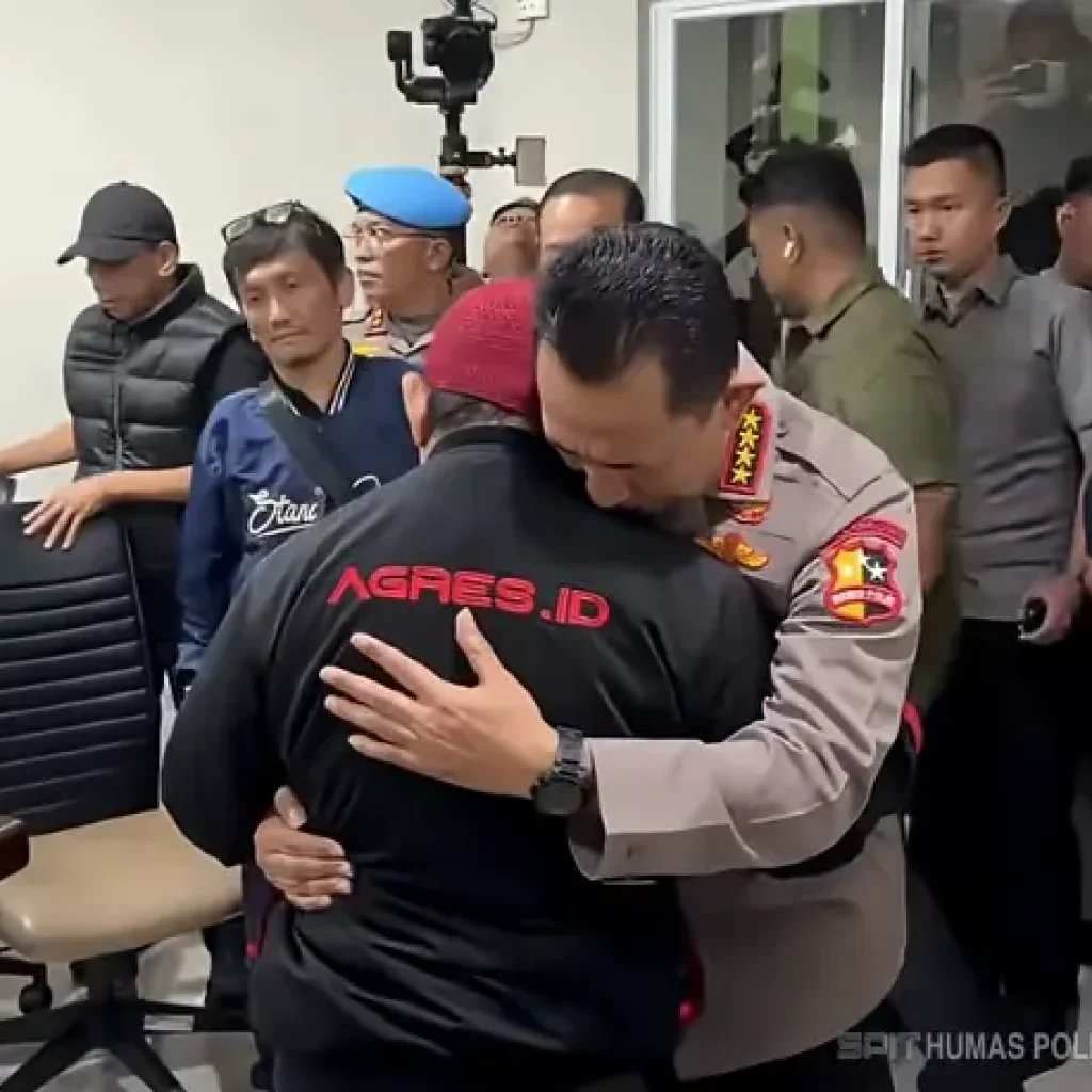 Kapolri Kunjungi RSCM, Temui Keluarga Pengemudi Ojek Online Korban Rantis Brimob
