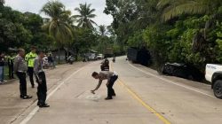 Mobil Dinas Inspektorat Dharmasraya Hancur Lebur, Tabrak Truk di Sijunjung Akibat Dugaan Microsleep