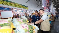 Polda Jatim dan Bulog Gencar Salurkan Beras Murah, Ribuan Ton Beras SPHP Tersedia