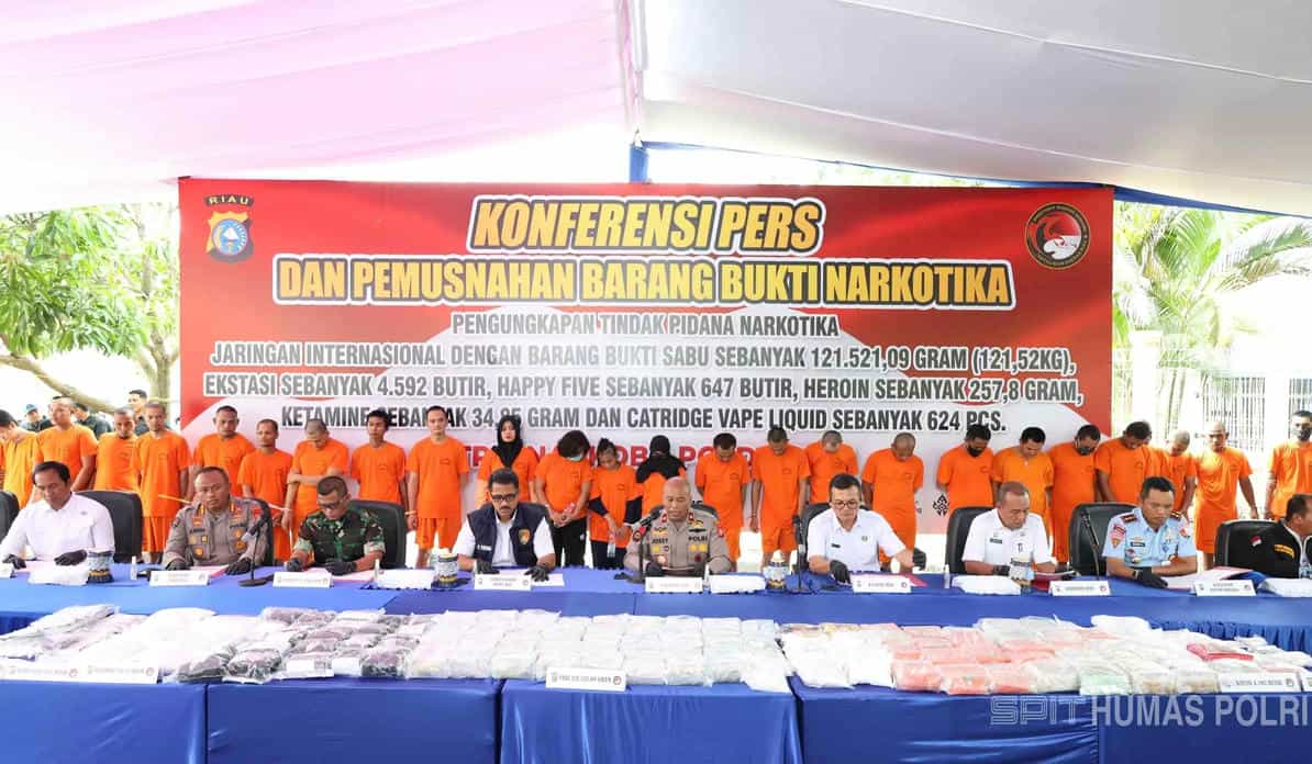 Polda Riau Musnahkan Narkoba Rp123,7 Miliar, Jaringan Internasional Terbongkar
