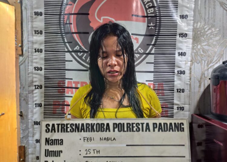 Polisi Gerebek Sebuah Rumah di Purus, Temukan Sabu Siap Pakai pada Seorang Wanita Muda