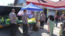 Polres Pasaman Barat Salurkan 31 Ton Beras Murah, Warga Nagari Aua Kuniang Antusias