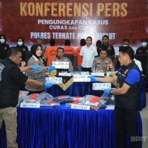 Tiga Pelaku Curanmor Modus Pecah Kaca Lintas Daerah Ditangkap di Maluku Utara