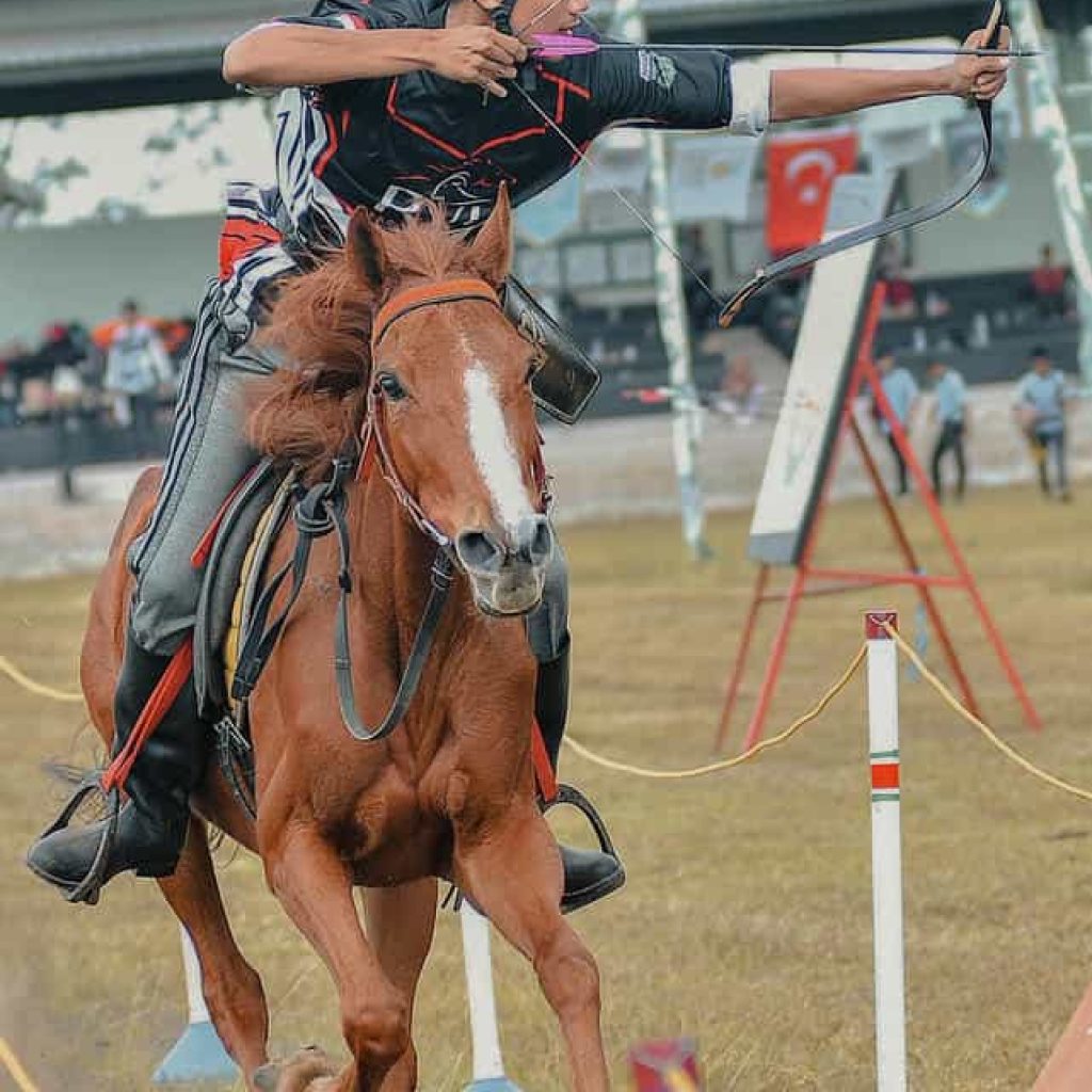 Atlet Horseback Archery Padang Pariaman Azral Mardin Wakili Indonesia di IHAA World Championship 2025
