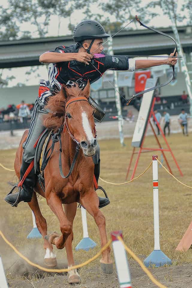 Atlet Horseback Archery Padang Pariaman Azral Mardin Wakili Indonesia di IHAA World Championship 2025