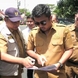 Tinjauan Jalan Provinsi Sasak Maligi Dukung Ekonomi Pasaman Barat