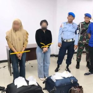 Gagal Total! Detik-Detik Dua Wanita Bawa 2 Kg Sabu Terbongkar di Bandara Pekanbaru