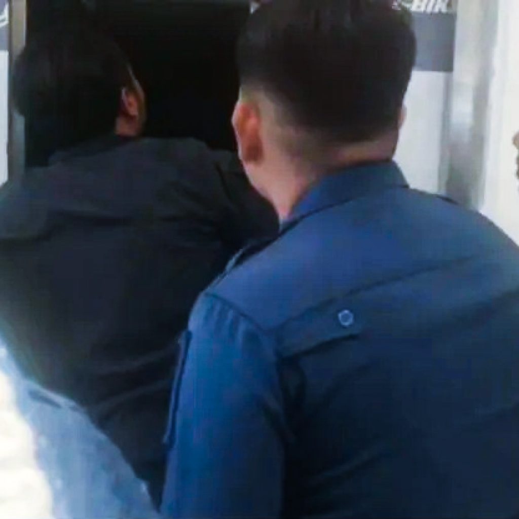 Kepanikan Dokter dan Keluarga di Transmart Padang, Detik-Detik Dramatis Evakuasi Lift Macet oleh Damkar
