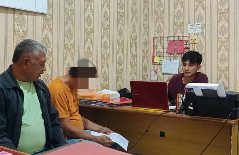 TERBONGKAR! Chat Mesra Jadi Bukti Kebejatan Ayah Tiri di Limapuluh Kota, Gadis 16 Tahun Jadi Korban Berulang Kali