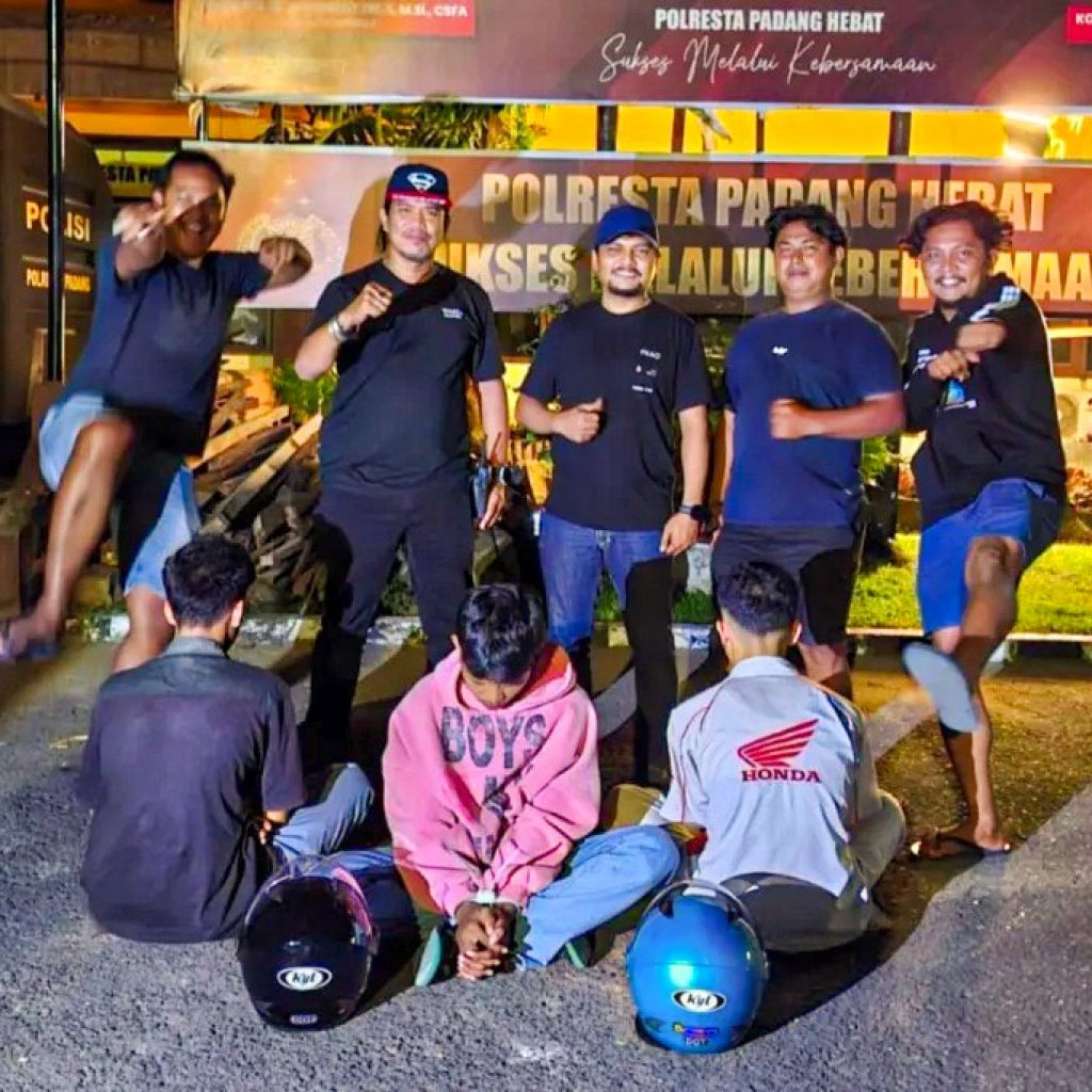 Tiga Pelajar di Padang NEKAT Peras dan Rampas Motor Korban di Tengah Jalan, Begini Modus Liciknya