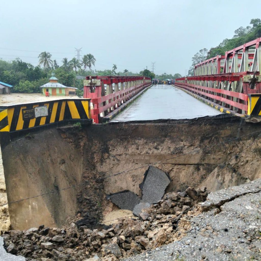 Bencana Tapanuli Raya Guncang Sumatera Utara, Banjir dan Longsor Renggut Korban Jiwa, Ribuan Warga Mengungsi Akibat Cuaca Ekstrem Sumatera Utara