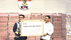 KPK Tumpuk Uang Korupsi Taspen Rp 300 Miliar Setinggi Satu Meter