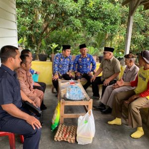 Kunjungan Hangat Bupati Pasaman Barat kepada Veteran di Hari Pahlawan, Apresiasi Sejati Jasa Pahlawan