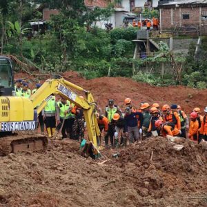 Operasi SAR Cilacap, 16 Korban Tewas Akibat Longsor Majenang, Tujuh Masih Hilang