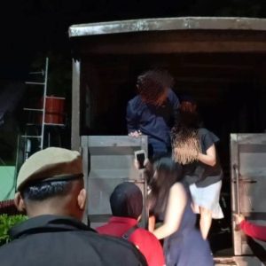 Patroli Satpol PP Padang Tertibkan Muda Mudi di Kos-Kosan