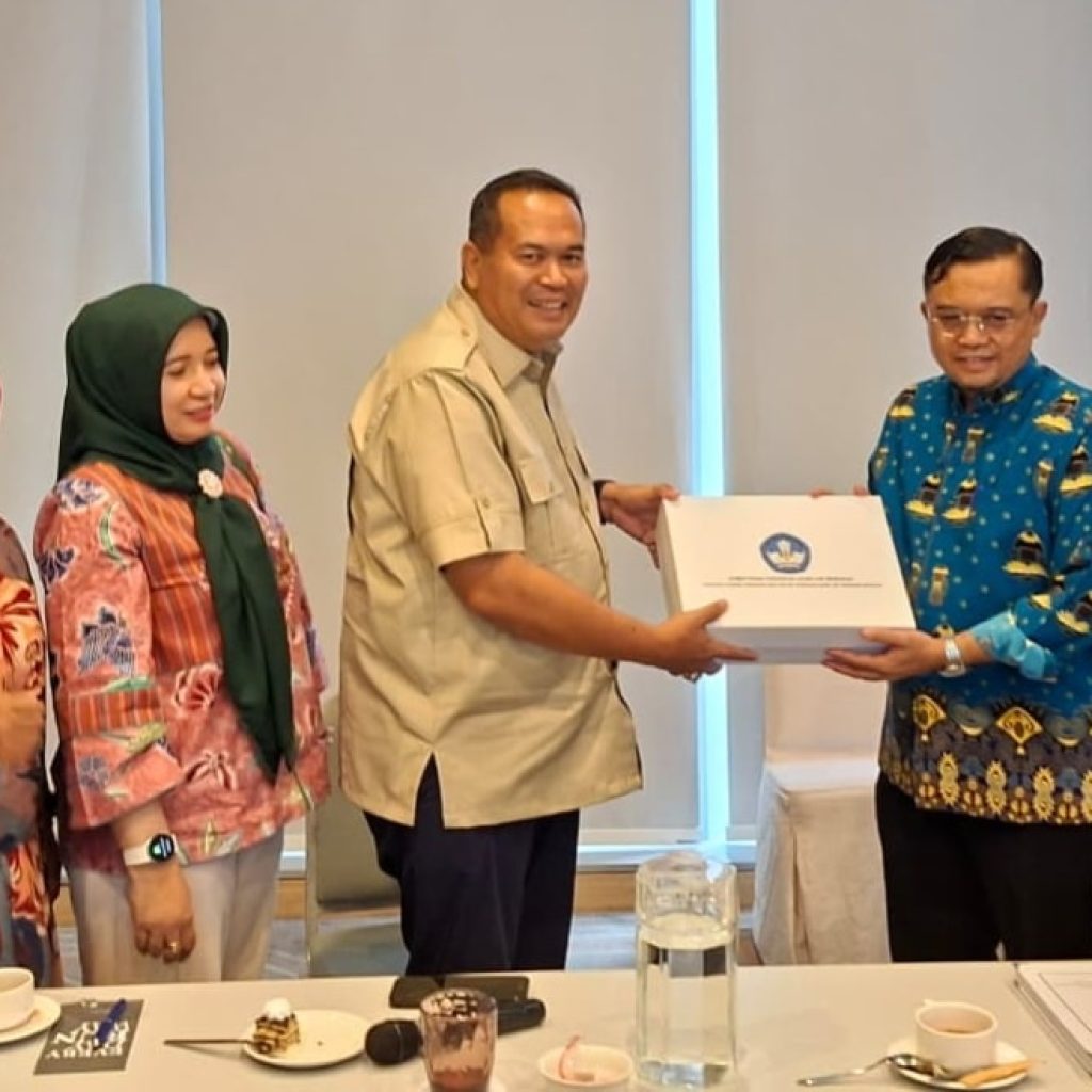 Prioritas Perbaikan Sekolah Mendesak! Walikota Pariaman Bergerak Cepat Temui Pejabat Pusat Demi Pendidikan