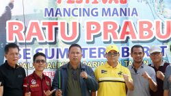 Ratusan Pemancing Ikuti Festival Mancing Mania Pariaman, Hadiah Jutaan Rupiah Siap Diperebutkan