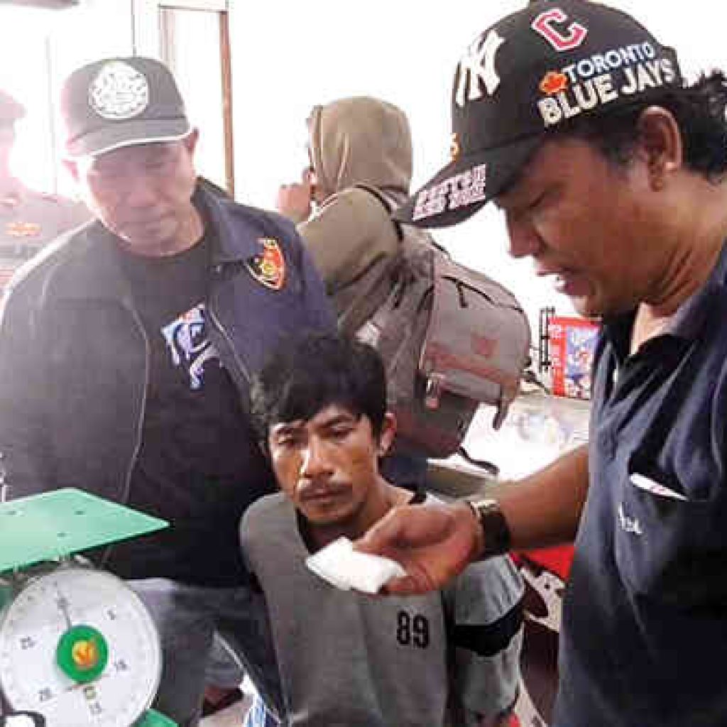 Pengedar Sabu Dalam Kerupuk Sanjai Ditangkap Polisi Bukittinggi