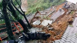 UIN IB Padang Diterjang Longsor, Gedung FEBI Miring dan Rusak Parah