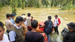 Wakil Bupati Agam Gerak Cepat Tinjau Lokasi dan Salurkan Bantuan Darurat Bencana di Ampek Nagari!
