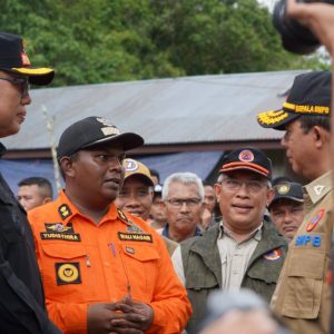 BNPB Pastikan Pembangunan Huntara untuk Korban Bencana Tanah Datar