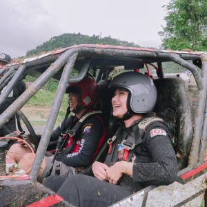 Bupati Annisa Jajal Jalur Ekstrem hingga Janjikan Jalan Tembus Lubuk Karak